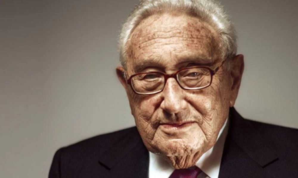 Κρούει τον "κώδωνα" του κινδύνου ο Χένρι Κίσιντζερ για παγκόσμιο πόλεμο